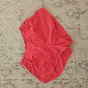 Lululemon Hot Pink Hotty Hot Shorts 2.5 Size 4 ✨💕